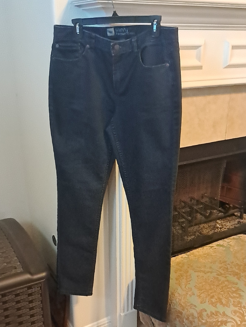 Mossimo Slim  Jeans in Dark Indigo Size 14 Fit 4 (Midrise, Curvy)